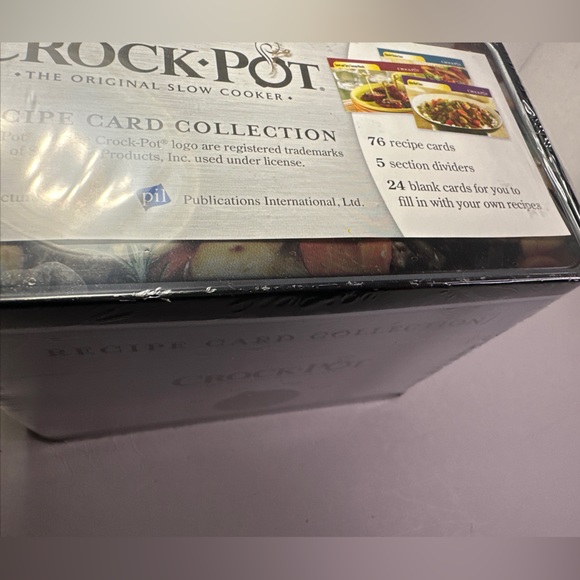 Crock Pot Recipe Box with Recipe Cards - Picture 7 of 9